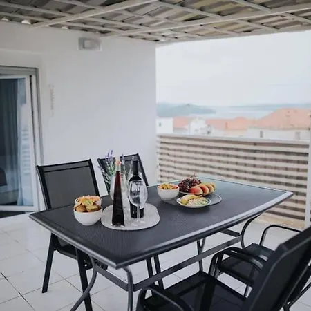 Prázdninový dům House - Lukatony With Sea View