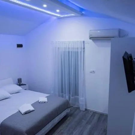 House - Lukatony With Sea View * Trogir